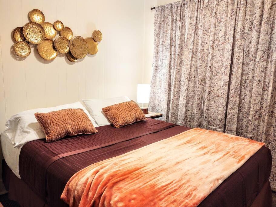 #05 - Lakefront Two Bedroom Cottage- Pet Friendly Хот-Спрингс Экстерьер фото